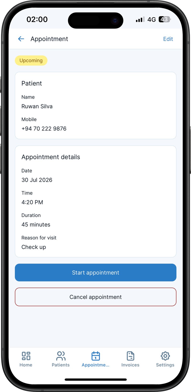 Appointment detail screen showing patient info and appointment status